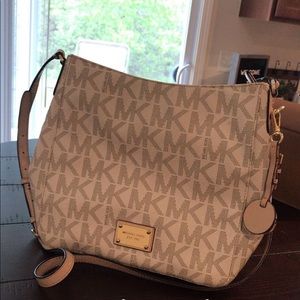 Michael Kors Crossbody